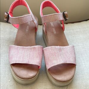 Stylish Pink Wedge Sandals Size 9 By Toms